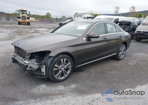 2017 Mercedes-Benz C 300 Luxury 4Matic from USA, damaged, VIN 55SWF4KBXHU183661